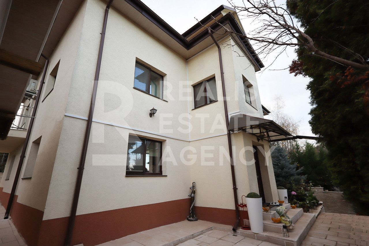 Vânzare, vilă de lux ultrafinisată, Bucium, Iași - Poză 2