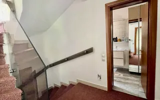 Vila cu 5 camere //2 parking// Zona Domenii - Poză 31