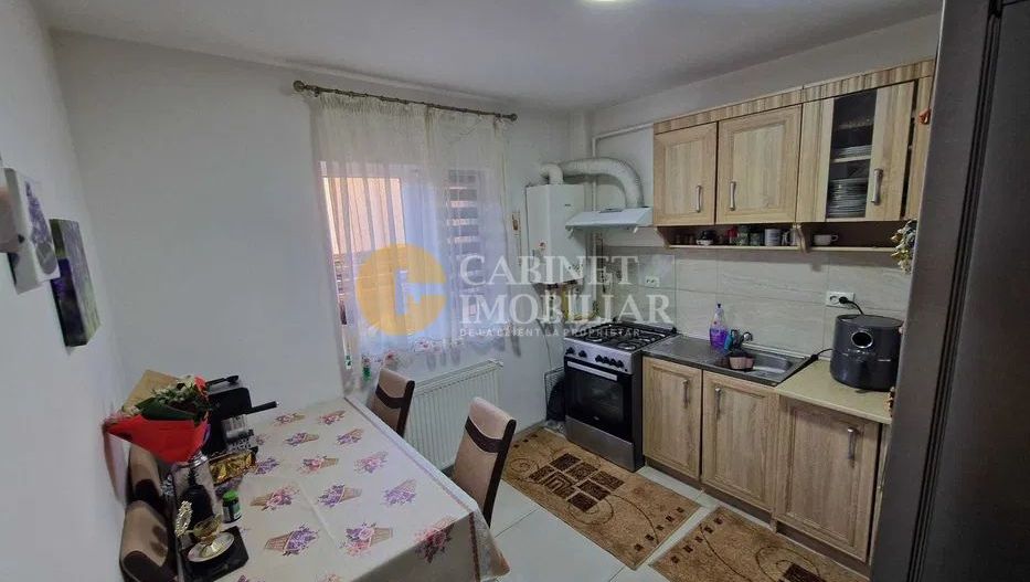 Cug - 2 Camere Decomandat + Loc De Parcare - Poză 7