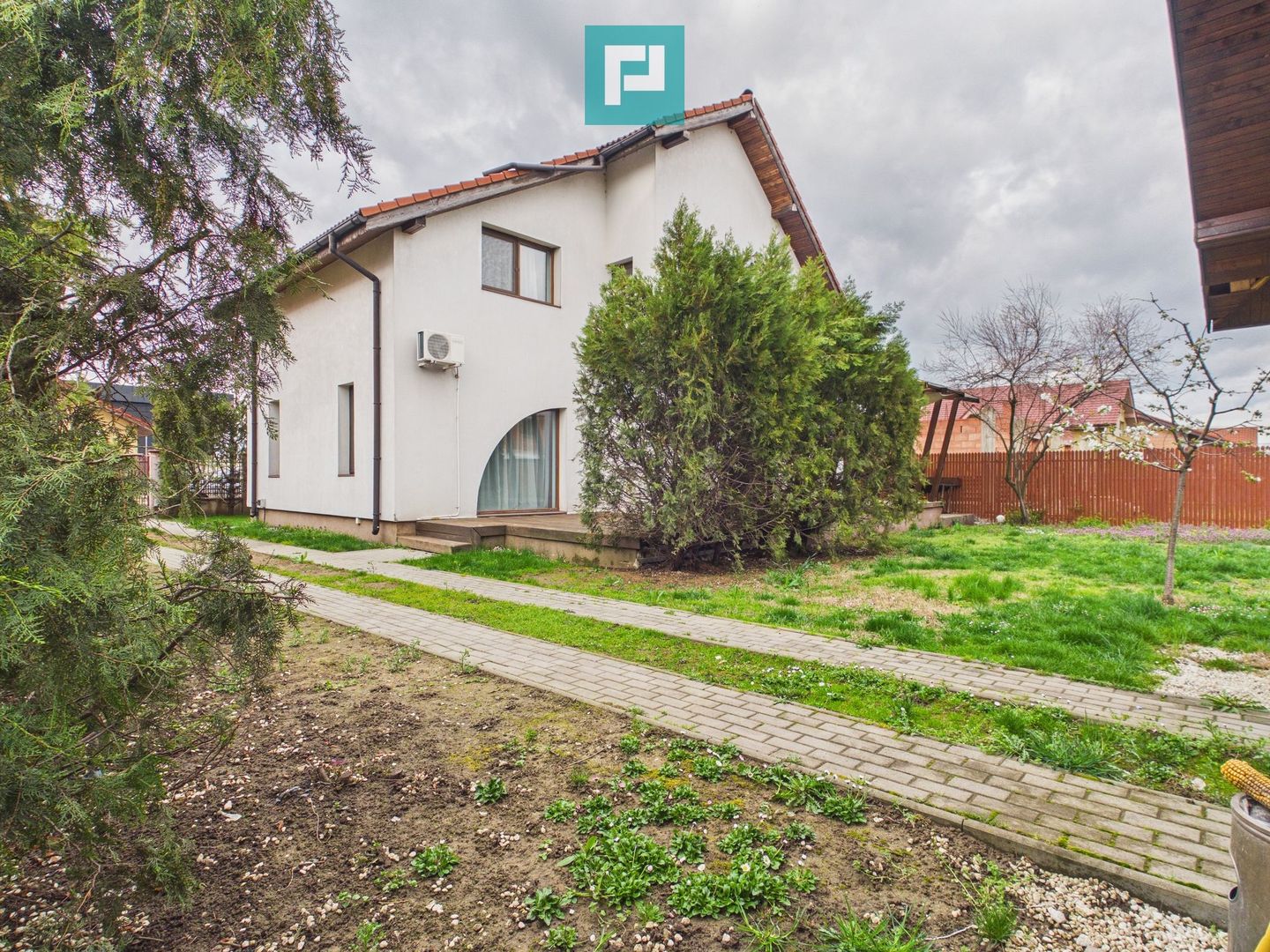 Vila moderna 5 camere Mosnita Noua - Poză 6