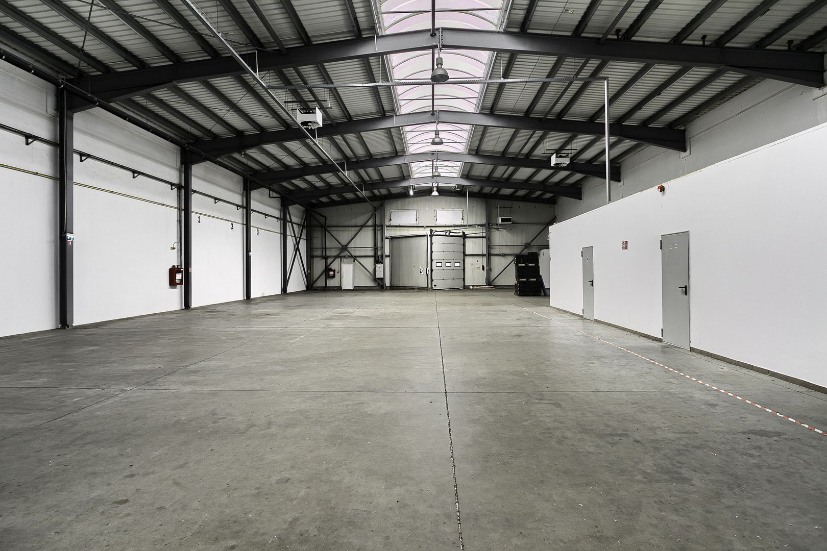 Hale Industriale Premium în Arad suprafete intre 727-1857 mp, Pret Nou - Poză 1