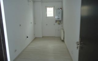 Apartament spațios 100 mp utili – zonă Centrală - Poză 2