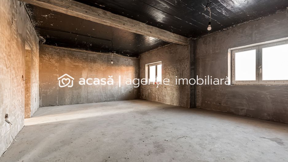 Casă nouă cu etaj semifinalizată în Aradul Nou - Poză 3