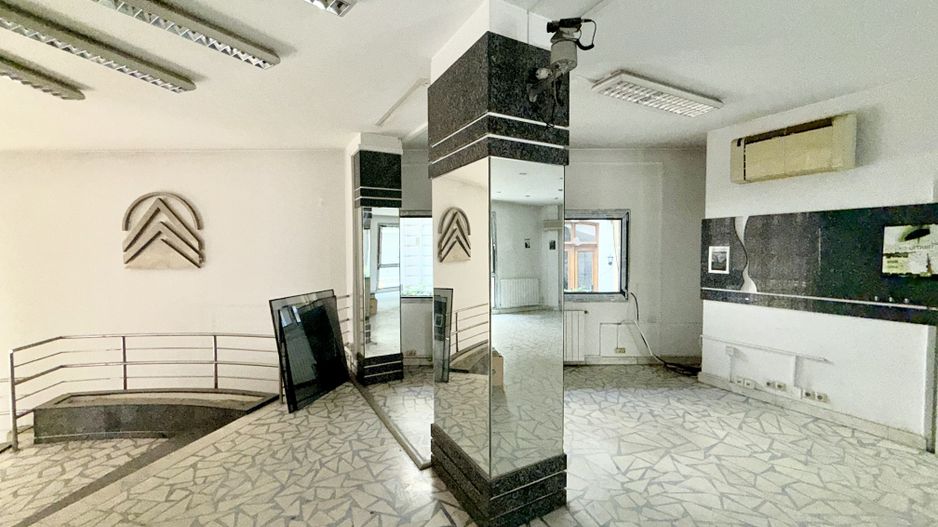 Spațiu București, zona Universitate, pretabil comercial/birouri - Poză 3