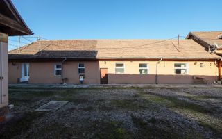 Casa de vanzare Rasnov + Spatiu Comercial | Teren 1062mp - Poză 10
