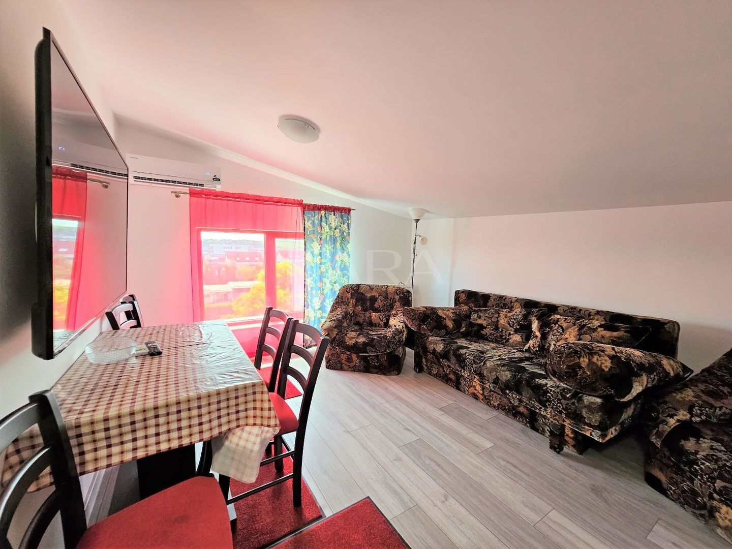 Apartament cu 7 camere de vânzare în Borhanci - Oportunitate unică! - Poză 39