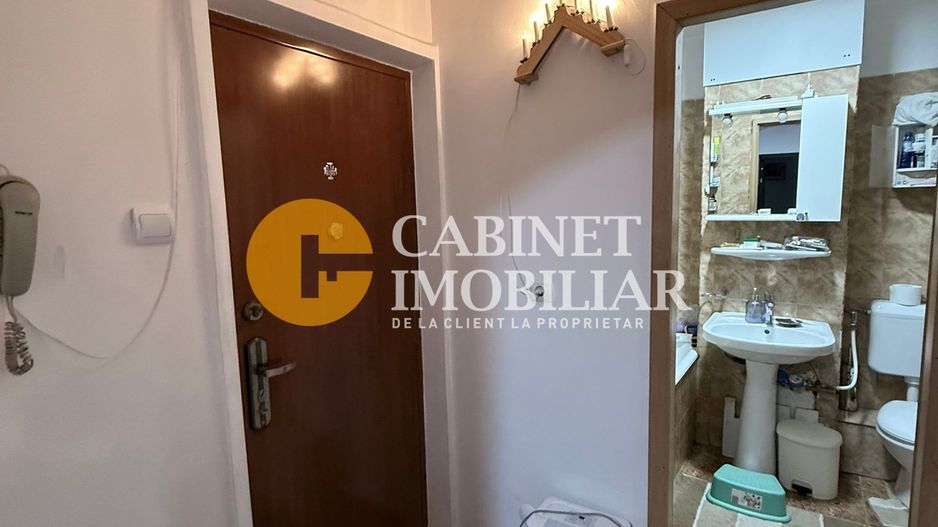 2 Camere Decomandat -  Etaj 1 - Zona Dacia - Poză 8