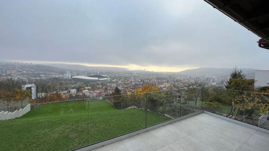 Casa de închiriat cu vedere superba asupa orasului Cluj - Poză 3