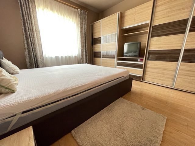 Pretabila pentru doua familii - Poză 6