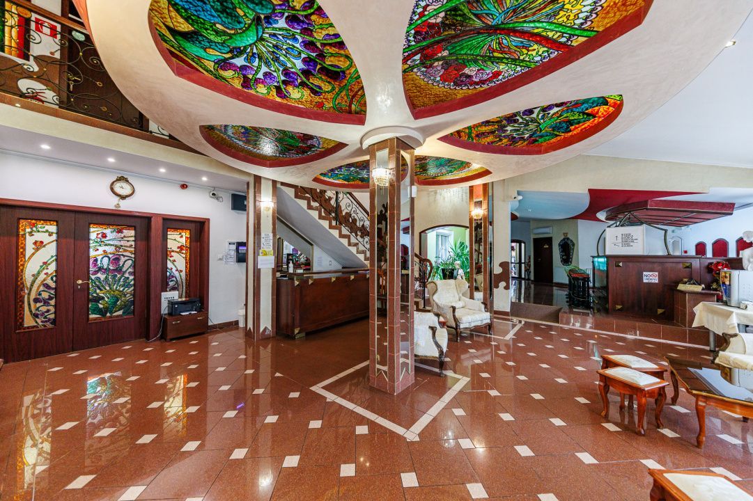 Complex HoReCa functional – 13.000 mp, venituri active, 15 km Timisoara - Poză 12
