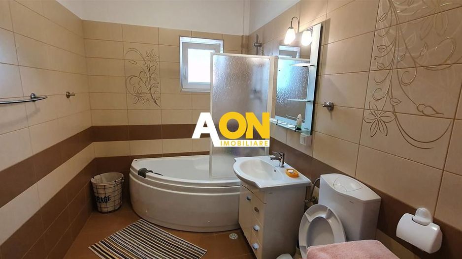 Apartament 4 camere, 152 mp utili, cu boxa,  bloc nou, Centru - Poză 4