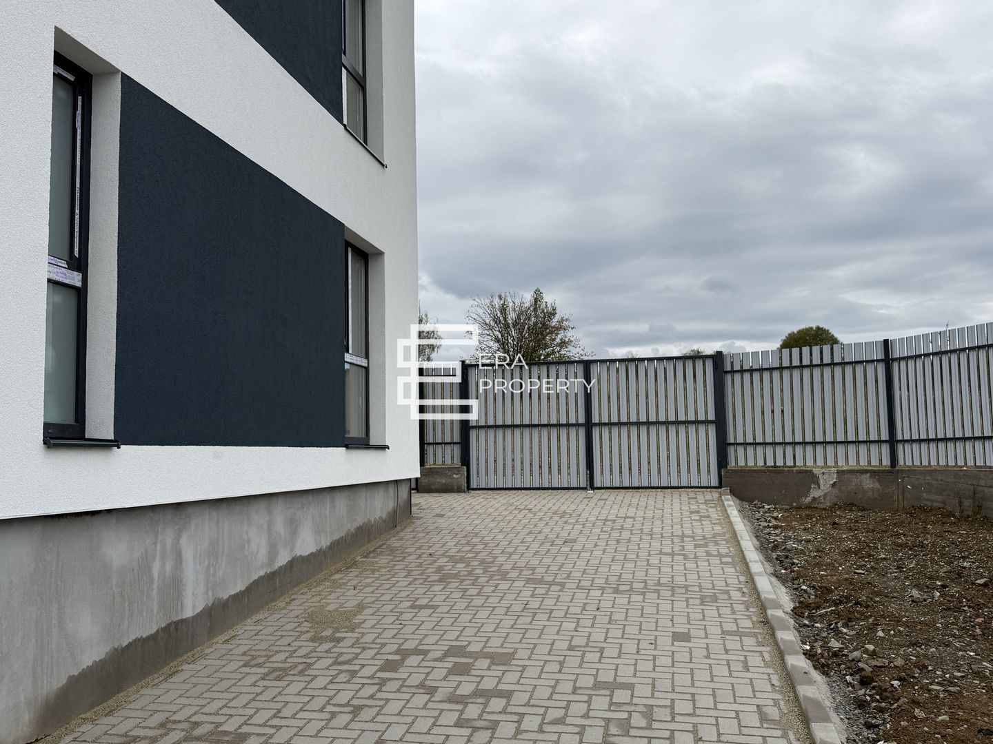 Casă nouă, cu pivniță, pod și 3 dormitoare – situată pe colț - Cisnadie - Poză 12