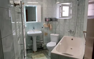 De închiriat apartament cu 3 camere, etaj 1, Siderurgistilor, 400 euro - Poză 24