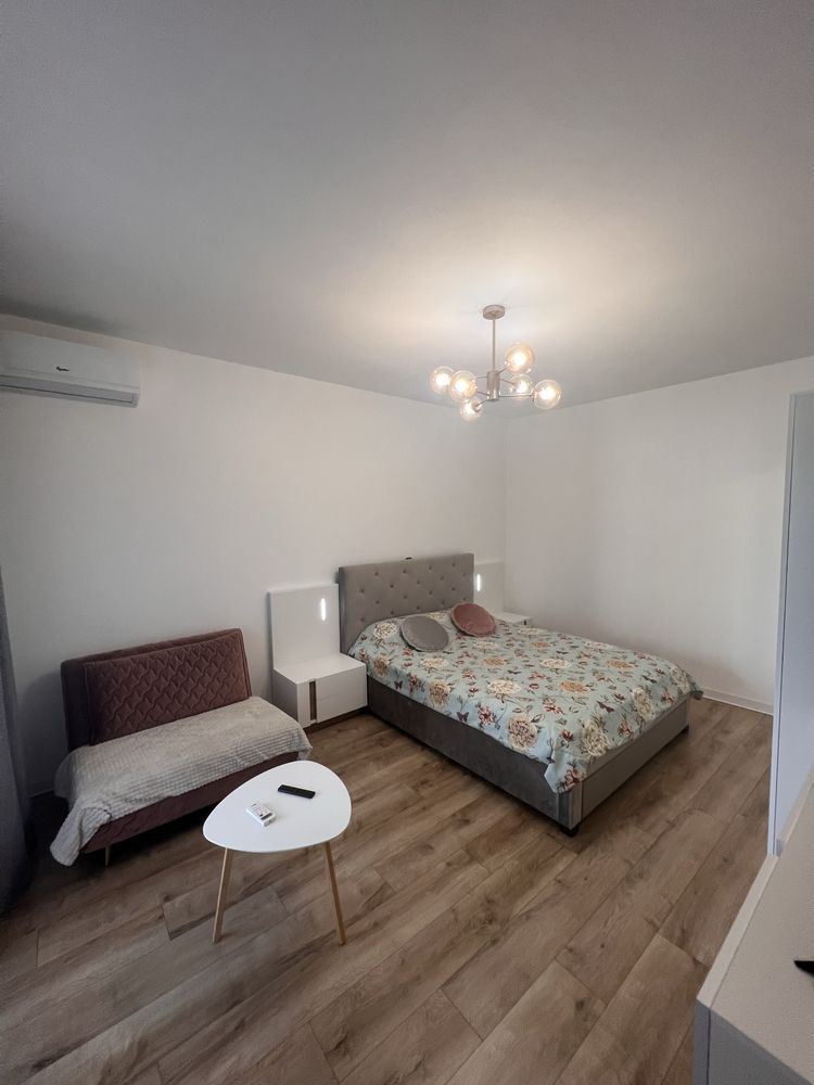 Inchiriez garsoniera Exigent Plaza - Faza 4 (loc parcare inclus) - Poză 2