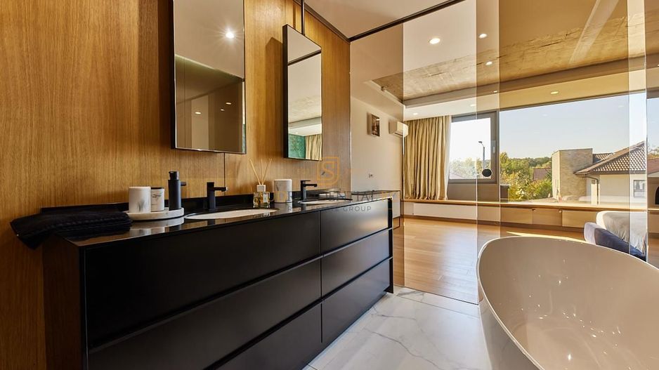 Vila spectaculoasa cu 6 camere, finisaje premium, zona Corbeanca - Poză 6