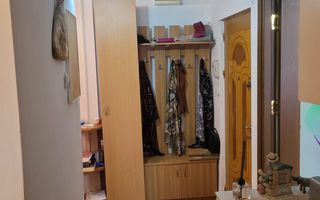 Apartament 3 camere de vanzare Crangasi - Poză 6