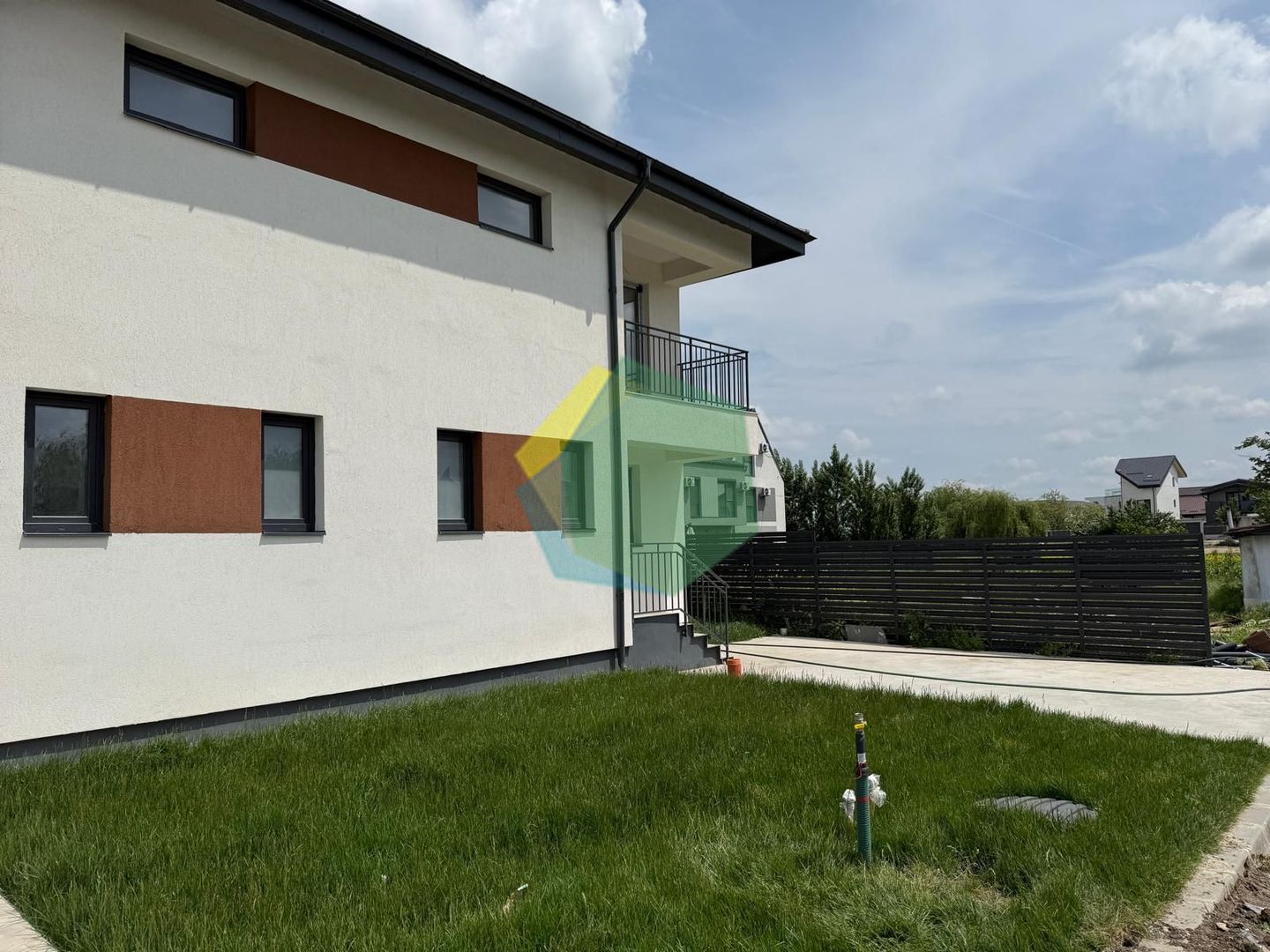 Vila duplex moderna nouă în Otopeni | Curte 160mp | Mutare imediată - Poză 15