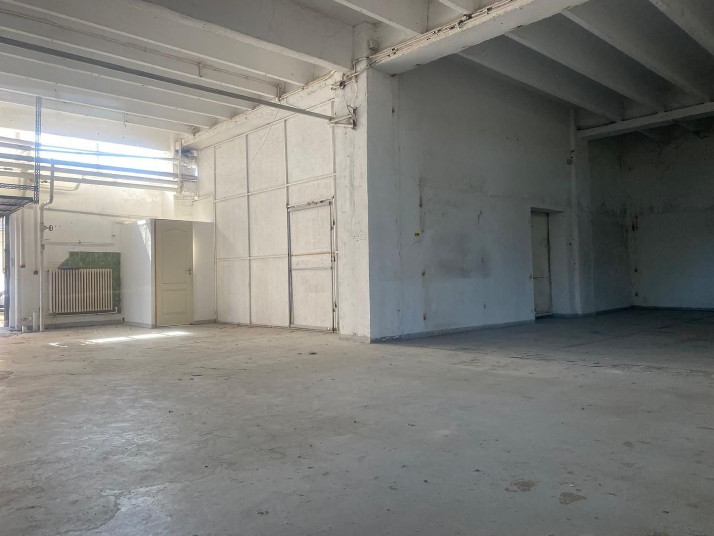 Suprafata generoasa! Inchiriere spatiu in Targoviste - Poză 4