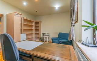 Casă individuală cu 7 camere lângă AFI Mall, ideală pentru birouri sau locuință - Poză 10