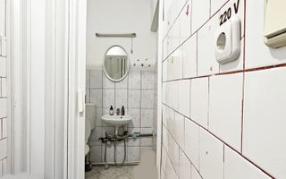 Casa de vanzare Ultracentral in zona Decebal, Oradea - Poză 24