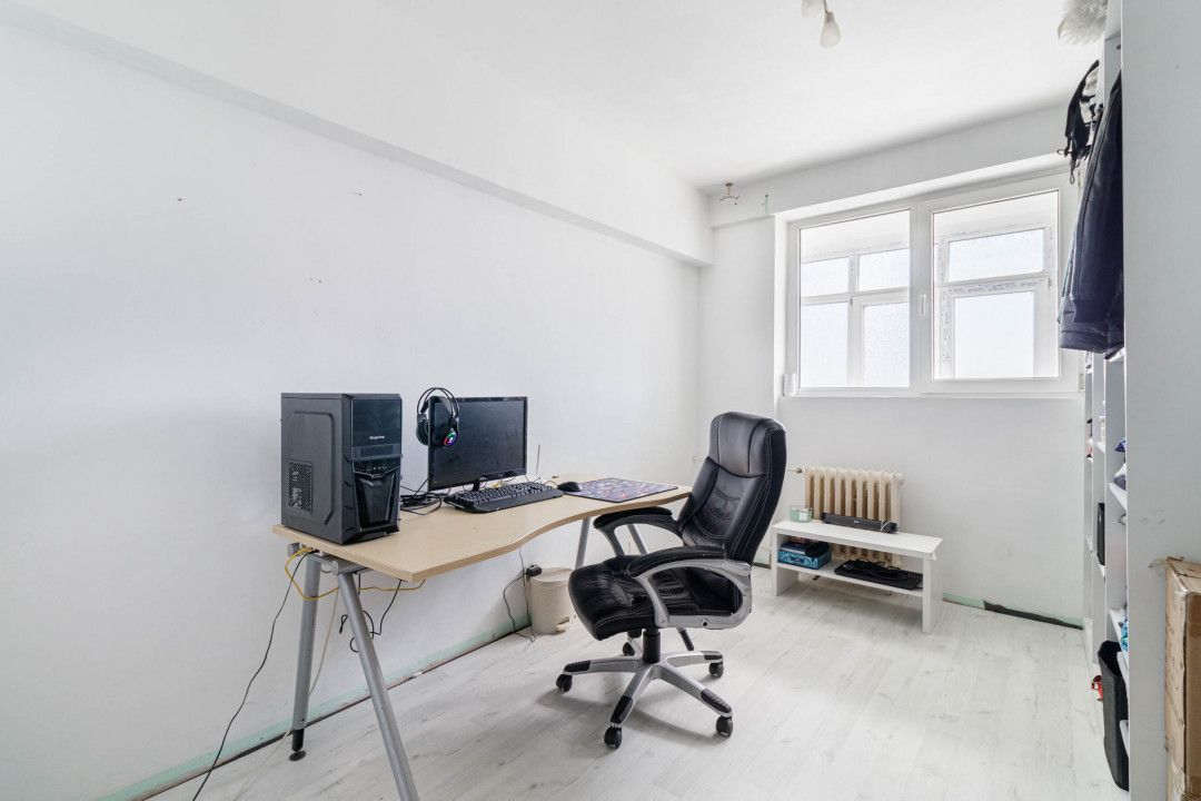Spațiu generos, potențial imens – apartament 3 camere - Poză 2