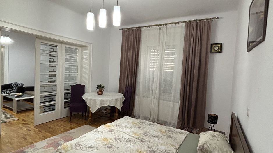 Vilă de închiriat zona Parvan - Poză 10