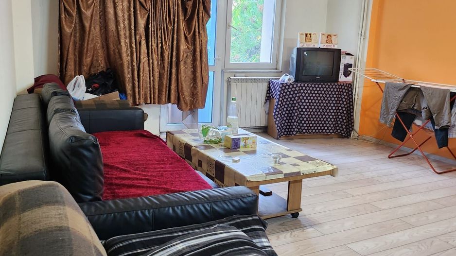 Vanzare Apartament 2 Camere Bd. Unirii la intersectia Nerva Traian cu O. Goga - Poză 1