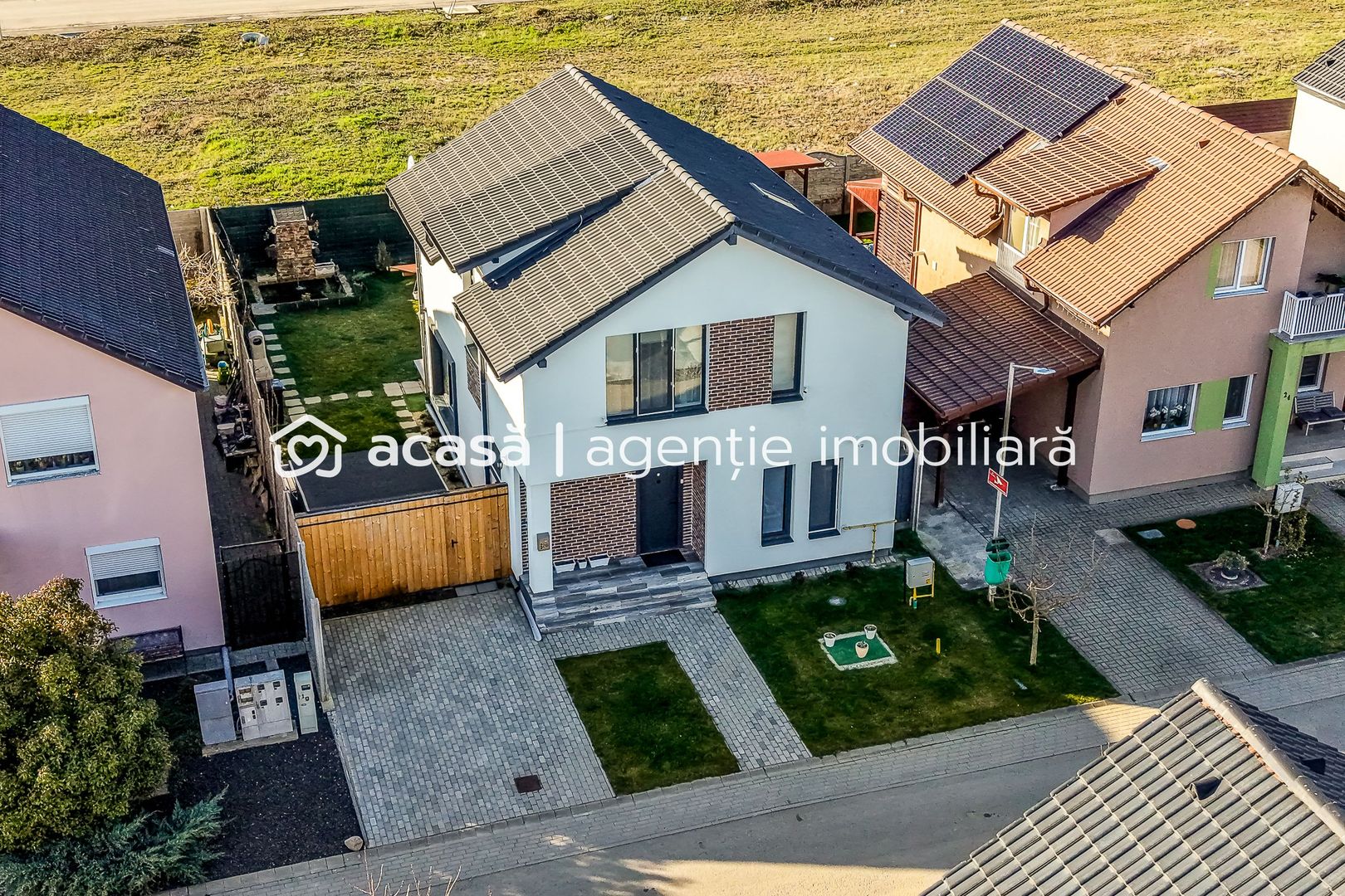 Casă 4 camere - an2024 - Via Carmina, Vladimirescu - COMISION 0 - Poză 2