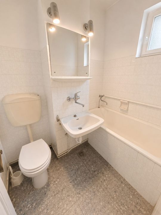 De Vânzare Apt 3 camere Careiului Satu Mare - Poză 11