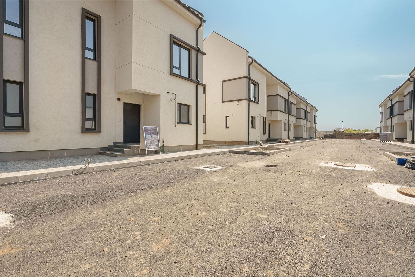 Case finalizate 5 camere | 140 mp | Curte | Sect 5-Dedeman Giurgiului - Poză 8