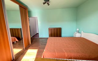 Apartament spațios cu două camere, etajul 4 cu acoperiș. - Poză 19