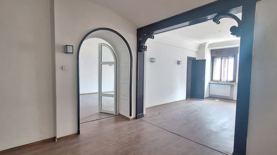 Apartament 4 camere Magheru 135mp Risc 1 - Poză 4