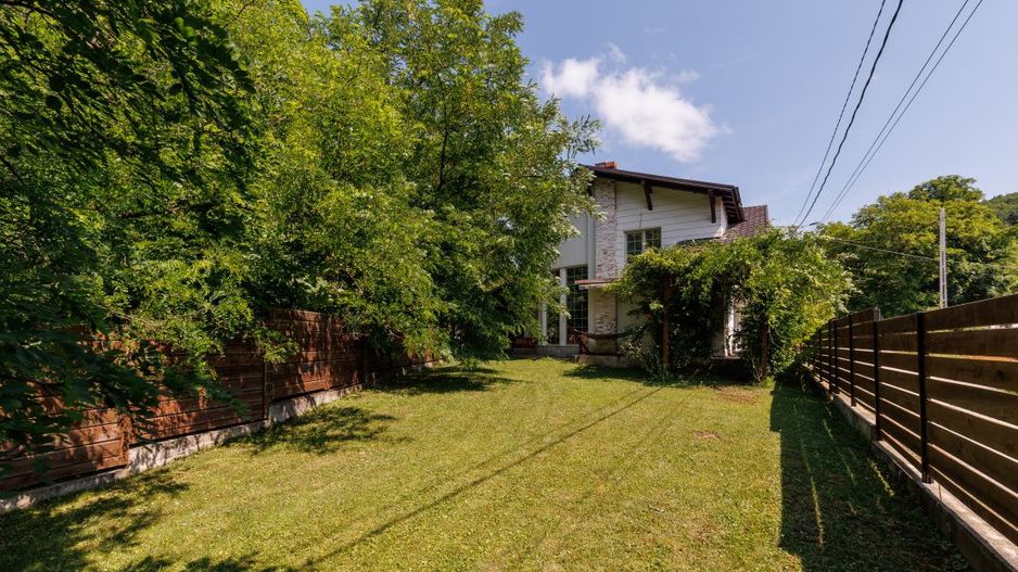 Casa deosebita in Bascov, Valea Ursului. AG - Poză 10