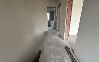 Triplex in Sacalaz |  Finisaje premium | 3 camere | Asfalt | 2 terase - Poză 5
