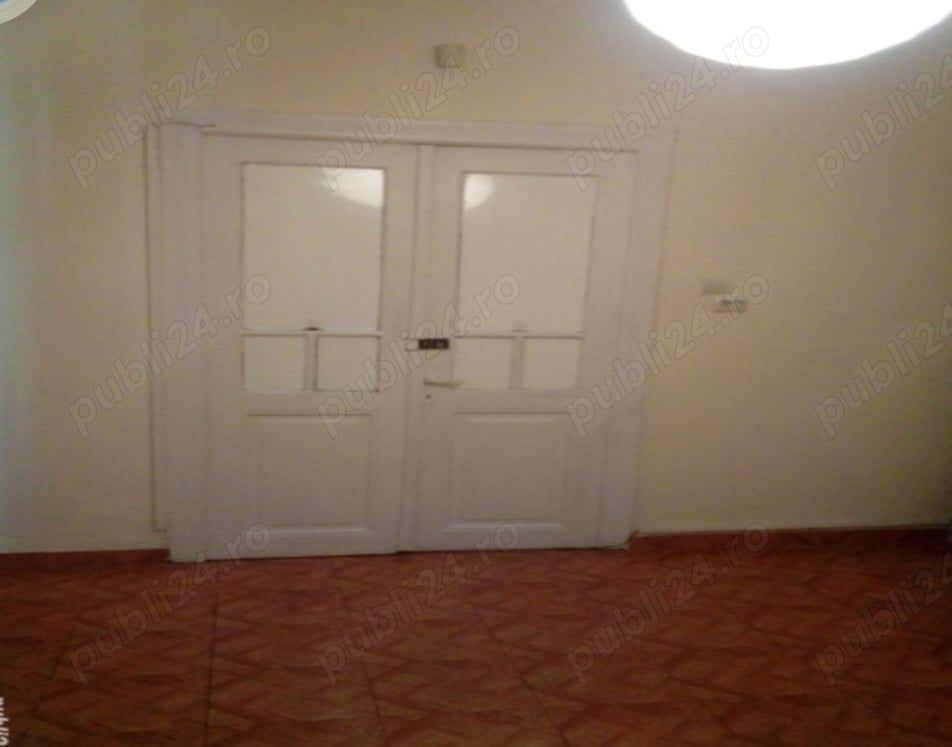 Ofer spre inchiriere spatiu pentru Birouri - Poză 2