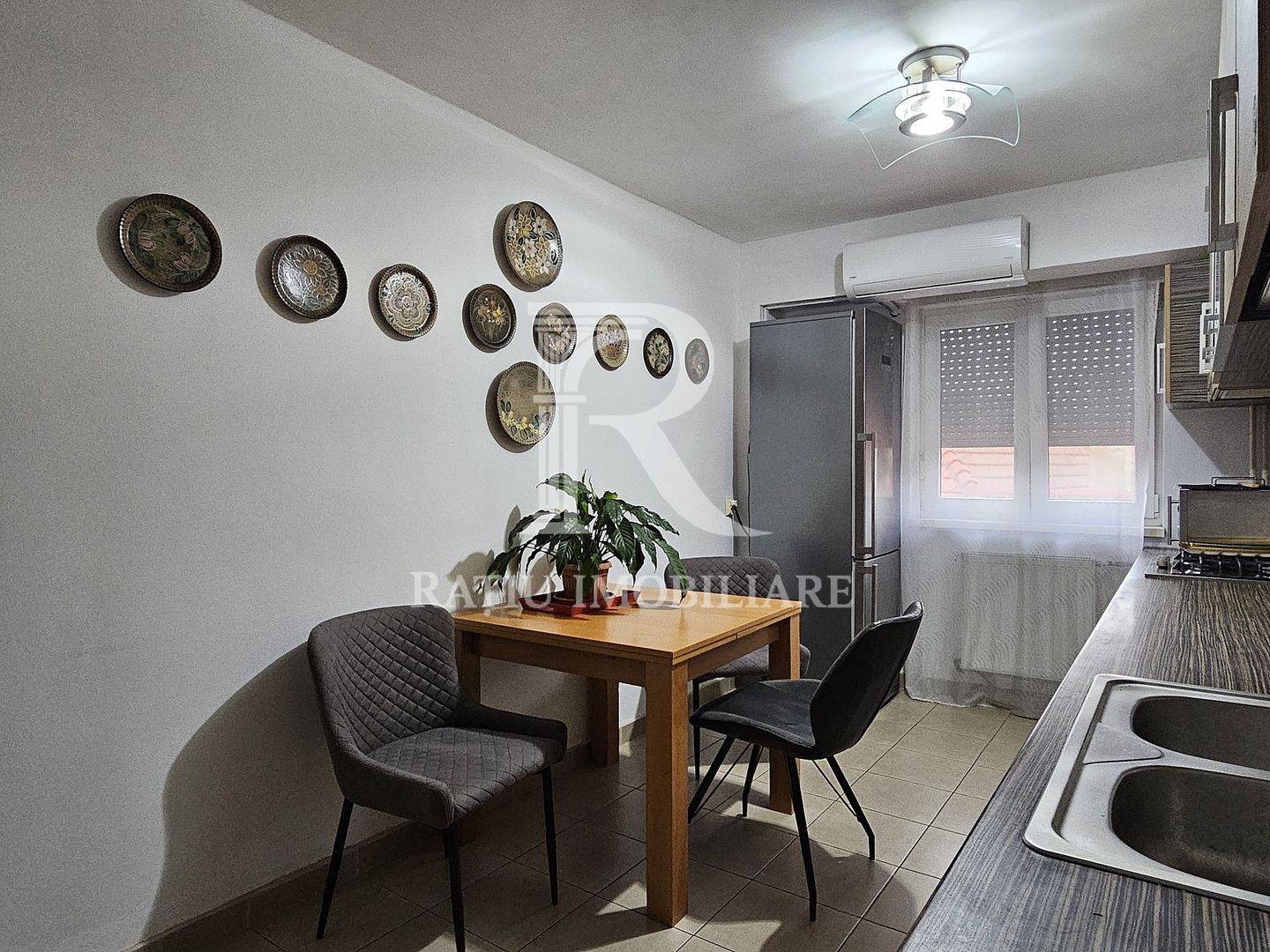 Apartament cu 3 camere | Parcare Supraterana | Onestilor | Oradea - Poză 4
