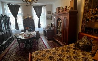 Apartament 3 camere , 98 mp utili - zona Centrul Istoric - Poză 1