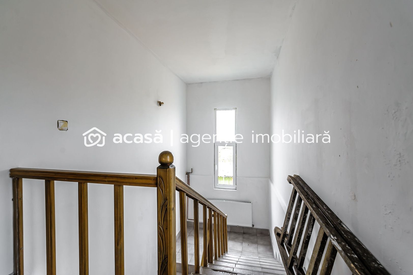 Casă tip duplex cu 2 apartamente în Poltura - Poză 8