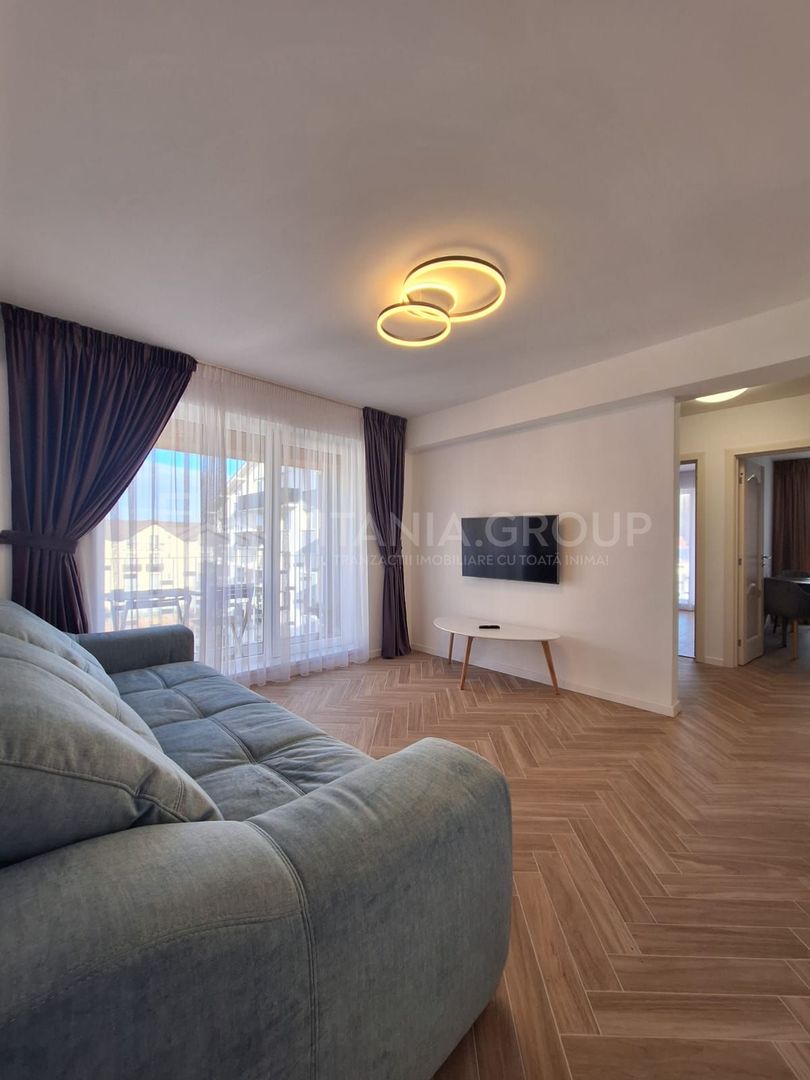 Apartament 3 camere,2 bai+parcare, lux Rasnov - Poză 4