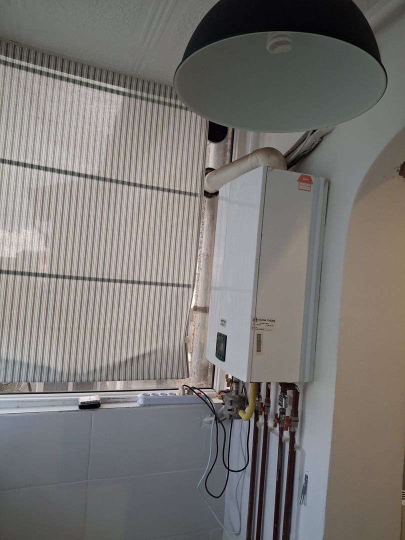 Aradului Vest | 3 camere | Decomandat | Centrală proprie - Poză 4