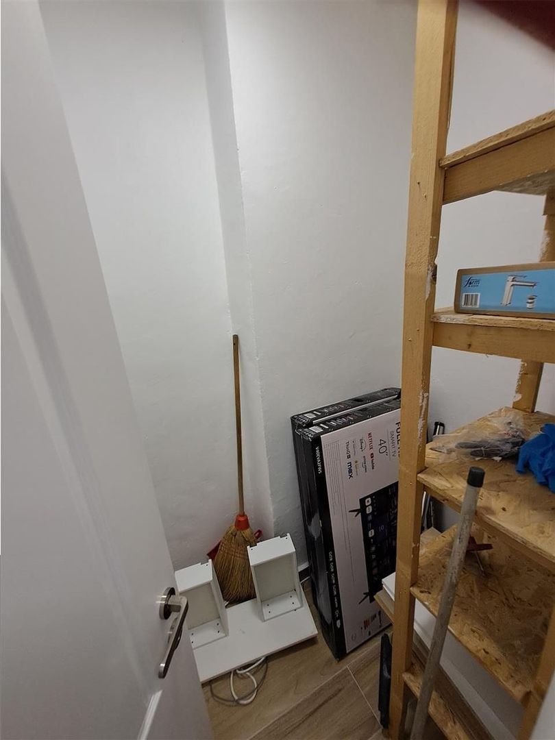 Etaj 1 4 camere  Complexul Studentesc-aproape de Sala Olimpia - Poză 22