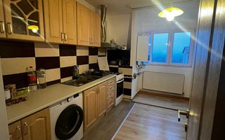 Apartament 2 camere semidecomandat  mansarda - Poză 1