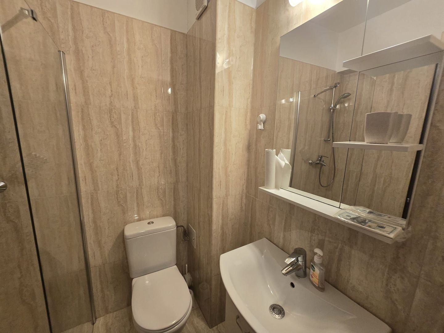 Apartament cu o cameră de închiriat în Tomis Nord, Constanta - Poză 18
