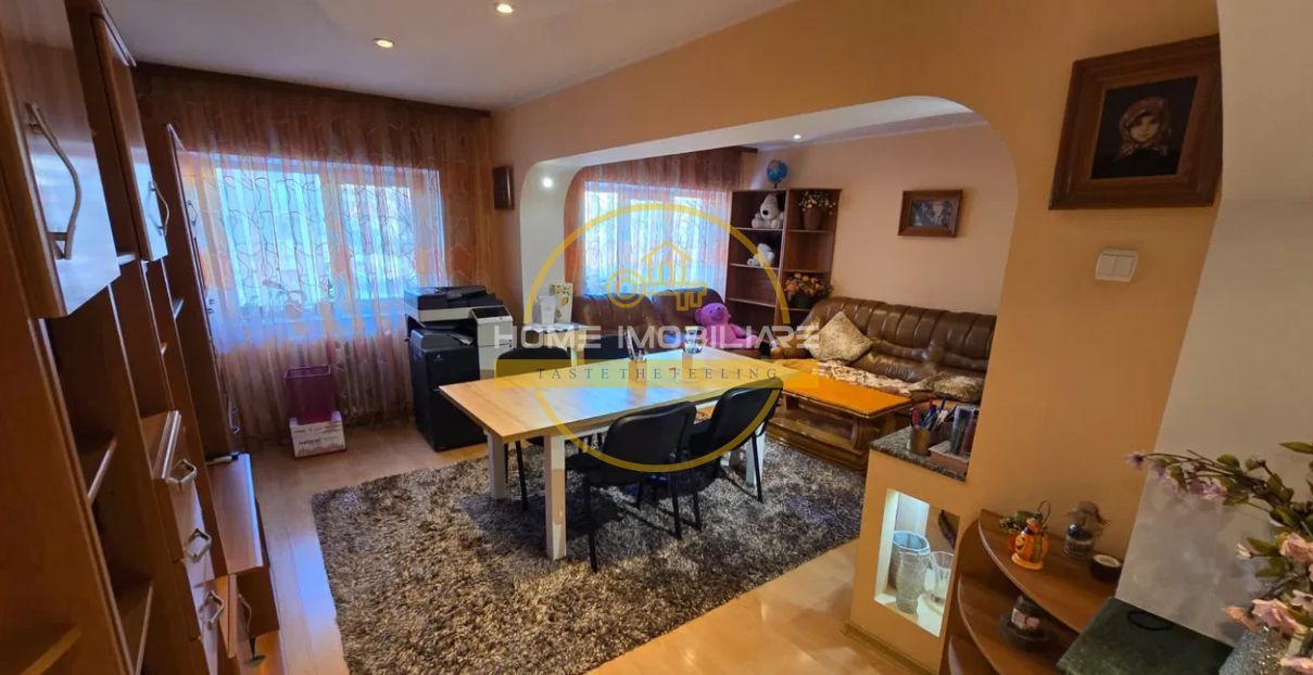 Etaj 1 Apartament 3Camere-Decomandat-80mp 2Bai+Boxa -Rond Vechi! - Poză 1