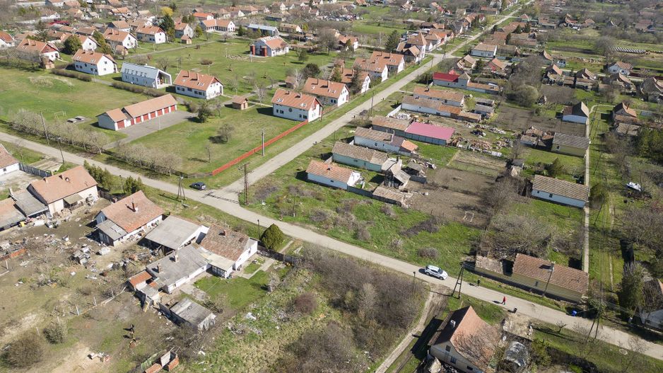 Teren intravilan de 630 mp in Battonya, Ungaria - Poză 12