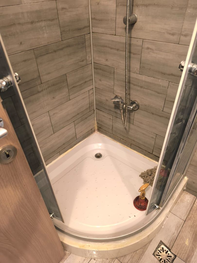 Etaj de inchiriat/ camere+ bai/bucatarie/spalatorie - Poză 26