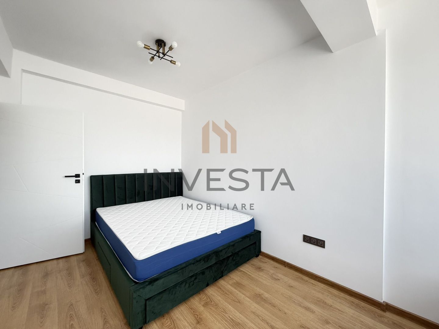 Apartament 3 camere mobilat, zona Bulgaria, parcare inclusa - Poză 5