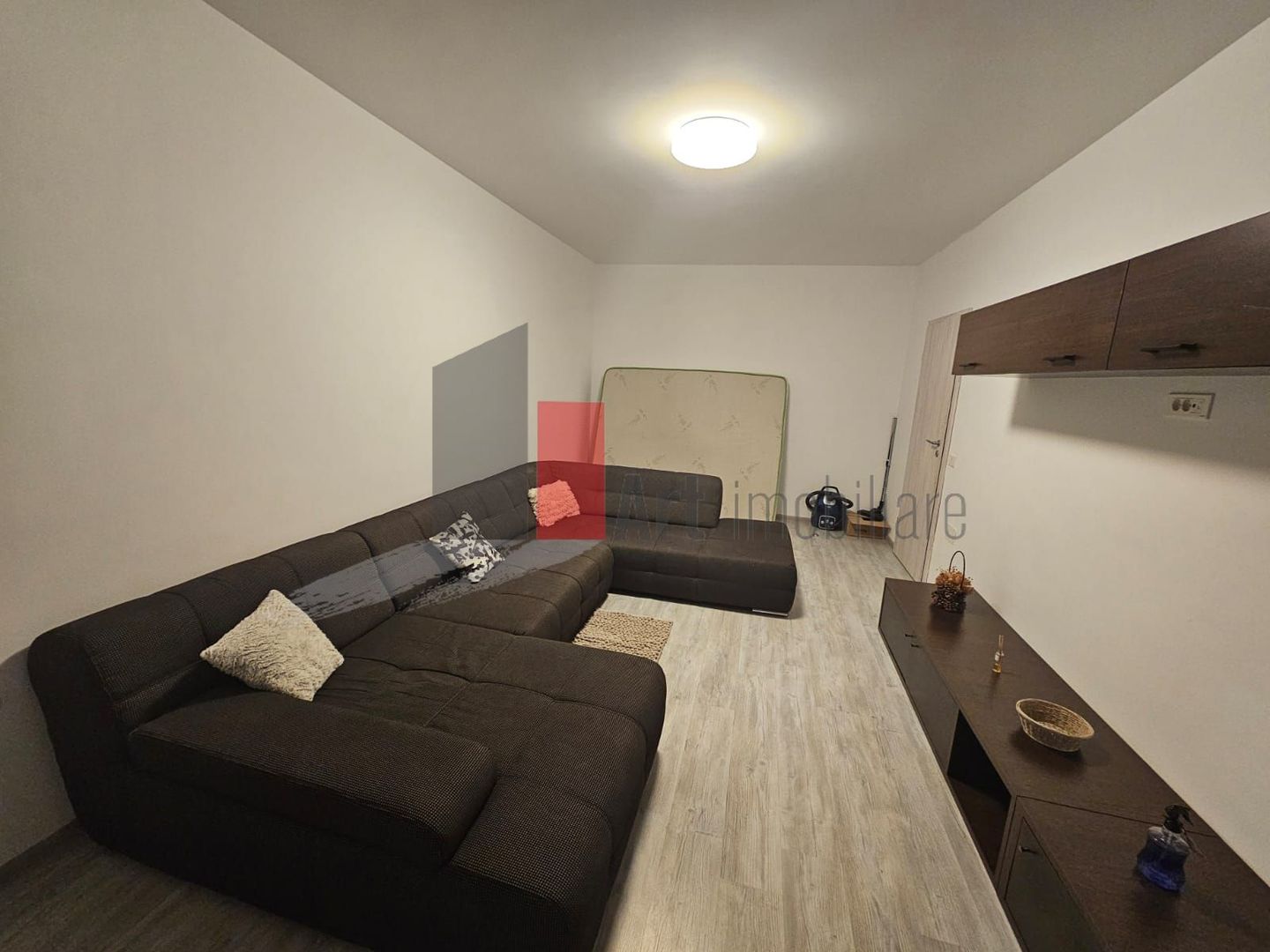 Apartament cu 2 camere-Aparatorii Patriei-Metalurgiei-centrala+loc parcare - Poză 1