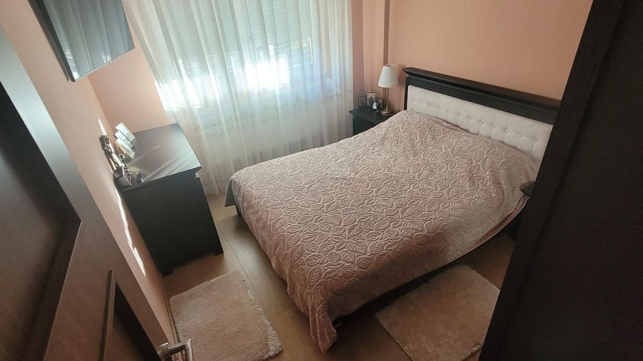 ageuropa.ro vinde apart. FINISAT cu 4 cam 84mp etajul 1 în Carpați 2 - Poză 4