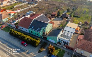 Vila spatioasa cu cinci dormitoare și teren generos de 1440 m in Aradul Nou - Poză 11